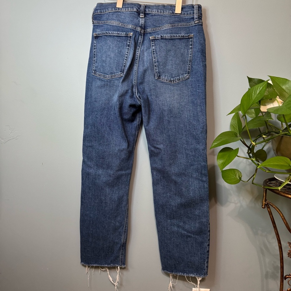 Old Navy Sky-Hi Straight Ripped Extra High Rise Jeans Raw Hem Women’s 12 (31x27) - Picture 8 of 13